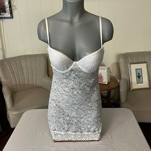 Victoria's Secret The Lacie White Bodycon Slip Size Medium